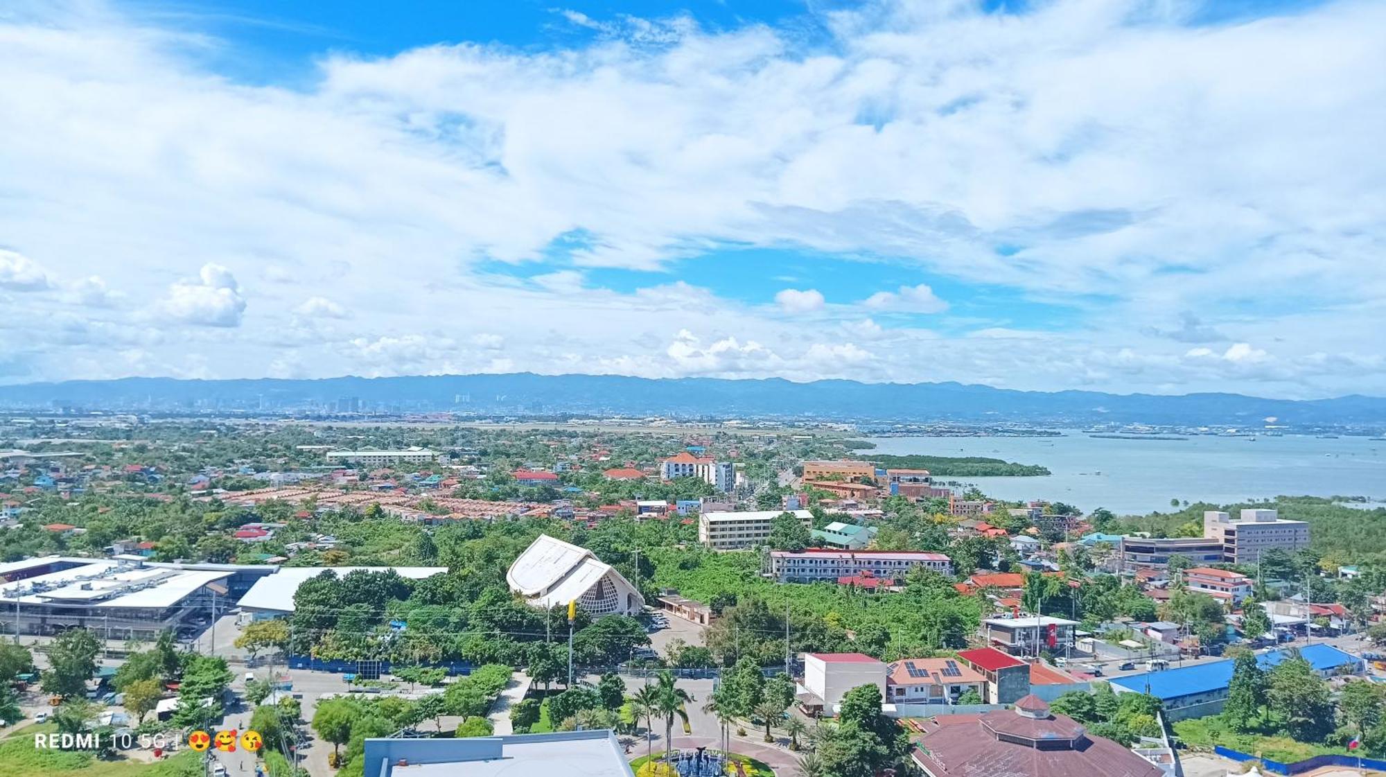 Mactan Newtown Beach Condo Lapu-Lapu City Buitenkant foto