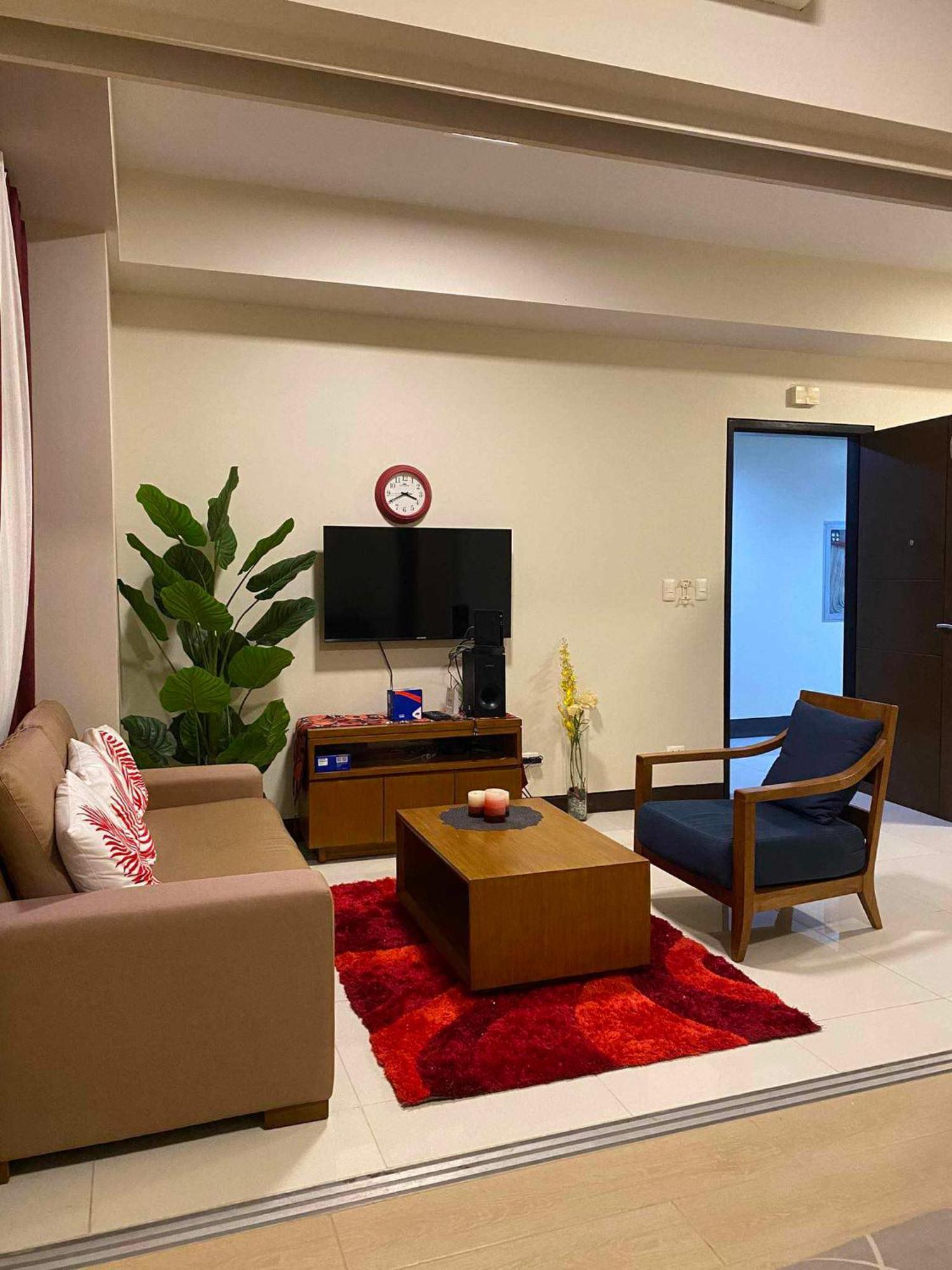 Mactan Newtown Beach Condo Lapu-Lapu City Buitenkant foto