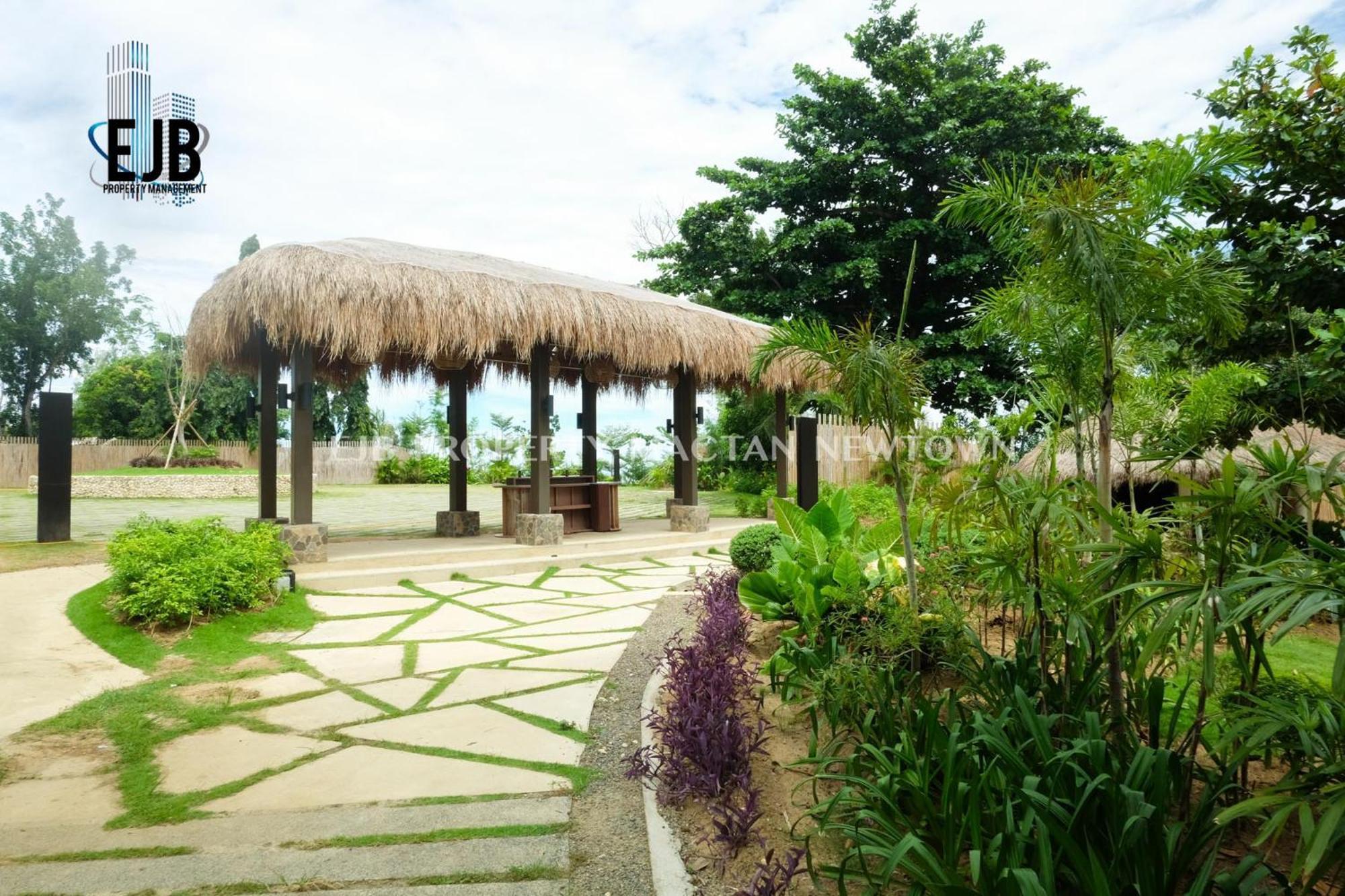 Mactan Newtown Beach Condo Lapu-Lapu City Buitenkant foto