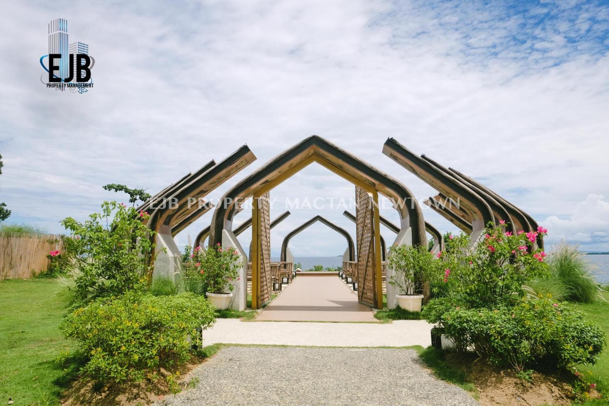 Mactan Newtown Beach Condo Lapu-Lapu City Buitenkant foto